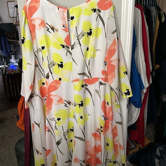 Spring floral dress size 18-20 worn once - Picture 2 of 4